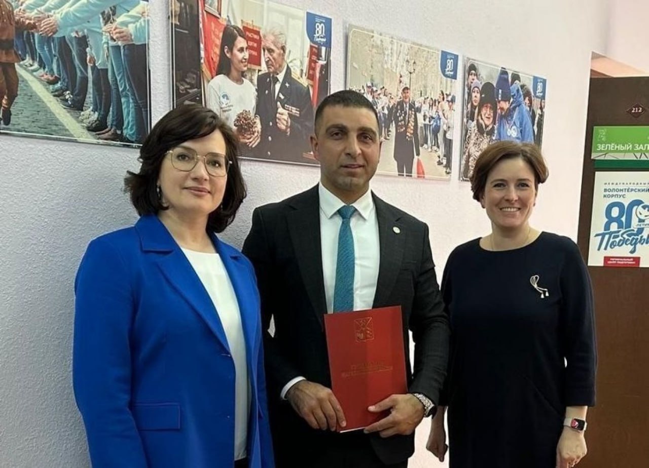 Maqadan vilayətinin qubernatoru soydaşımızı təşəkkür məktubu ilə təltif edib