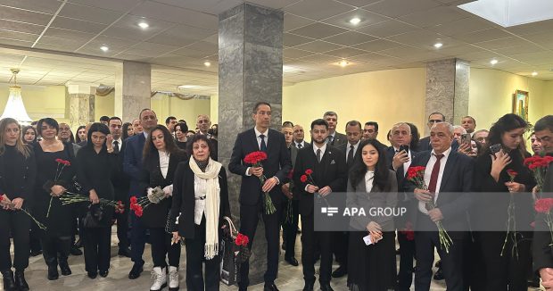 Moskvada 20 Yanvar şəhidlərinin xatirəsi anılıb &ndash; FOTO