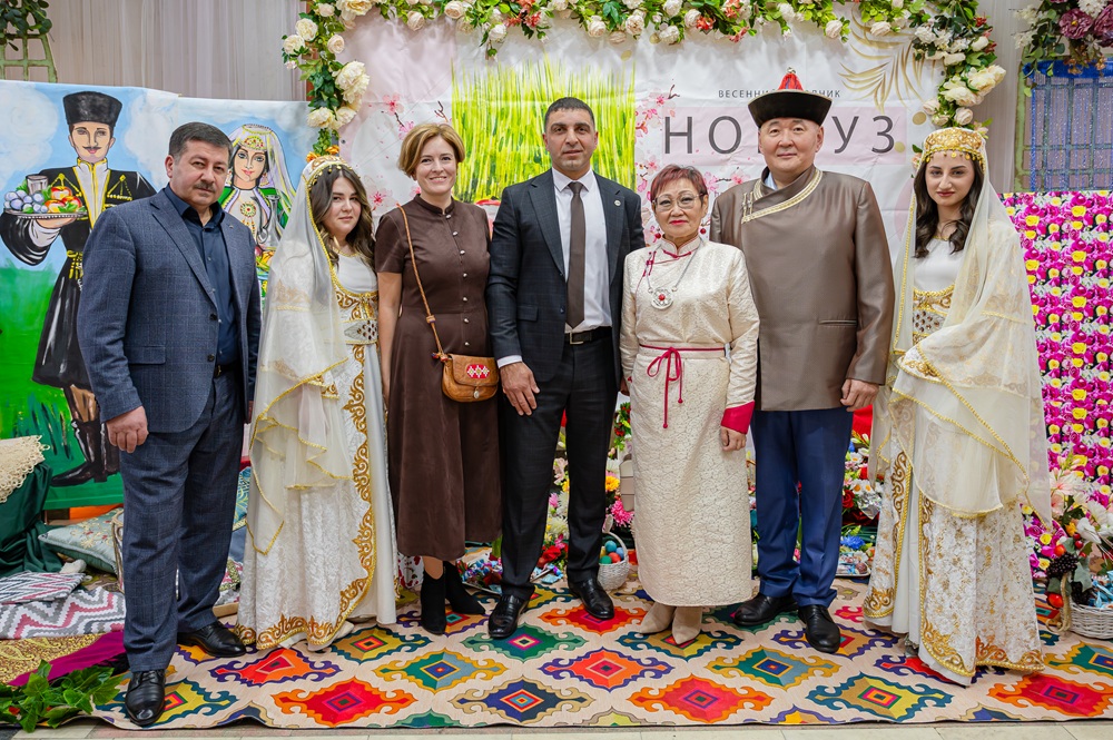 Maqadanda Novruz bayramı qeyd olunub