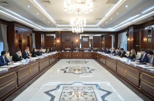 Müdafiə, təhlükəsizlik və korrupsiya ilə mübarizə komitəsinin iclasında