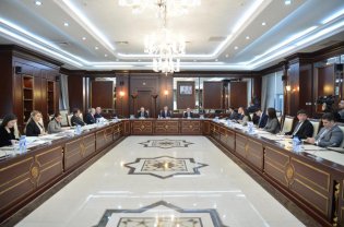 İnsan hüquqları komitəsinin iclasında