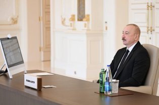 Avropa Parlamentinə sərt tənqid
