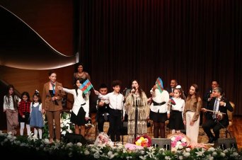 Zəfər Gününə həsr olunmuş xeyriyyə konserti