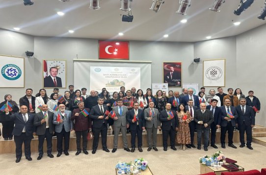 “Qərbi Azərbaycan: Unudulmaz izlər” layihəsi çərçivəsində Karsda beynəlxalq forum keçirildi