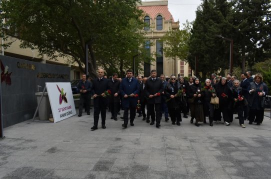 Yasamal rayon ictimaiyyəti 27 sentyabr – Anım günündə şəhidləri yad edib