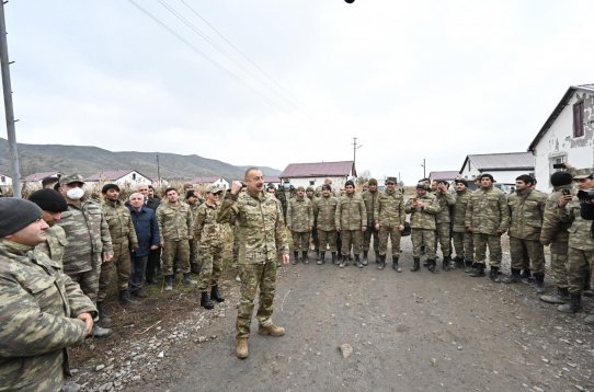 Azadlıqdan sonra dirçəliş