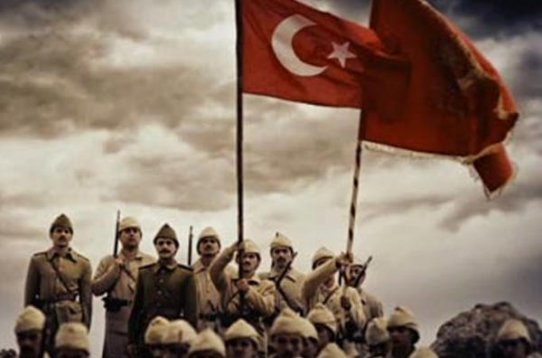 Müzəffər Çanaqqala döyüşünün 110 illiyinə həsr olunmuş məqalə