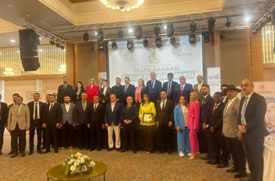Elazığda &ldquo;Uluslararası Sağlık Turizmi Zirvesi&rdquo; uğurla başa çatdı -FOTOLAR